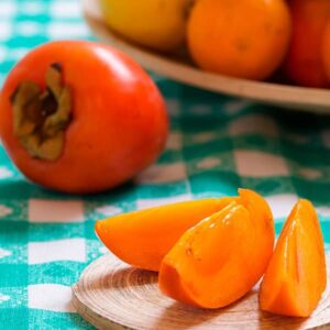 16 مورد از مهم ترین خواص و مضرات خرمالو برای سلامتی 16 مورد از مهم ترین خواص و مضرات خرمالو برای سلامتی