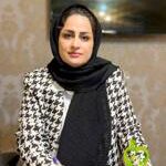 زهرا عابدی مهماندار