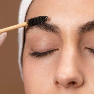 مراقبت‌های بعد از کاشت ابرو (روز 1 تا 14) | راهنمای کامل برای تثبیت بهترین نتیجه
