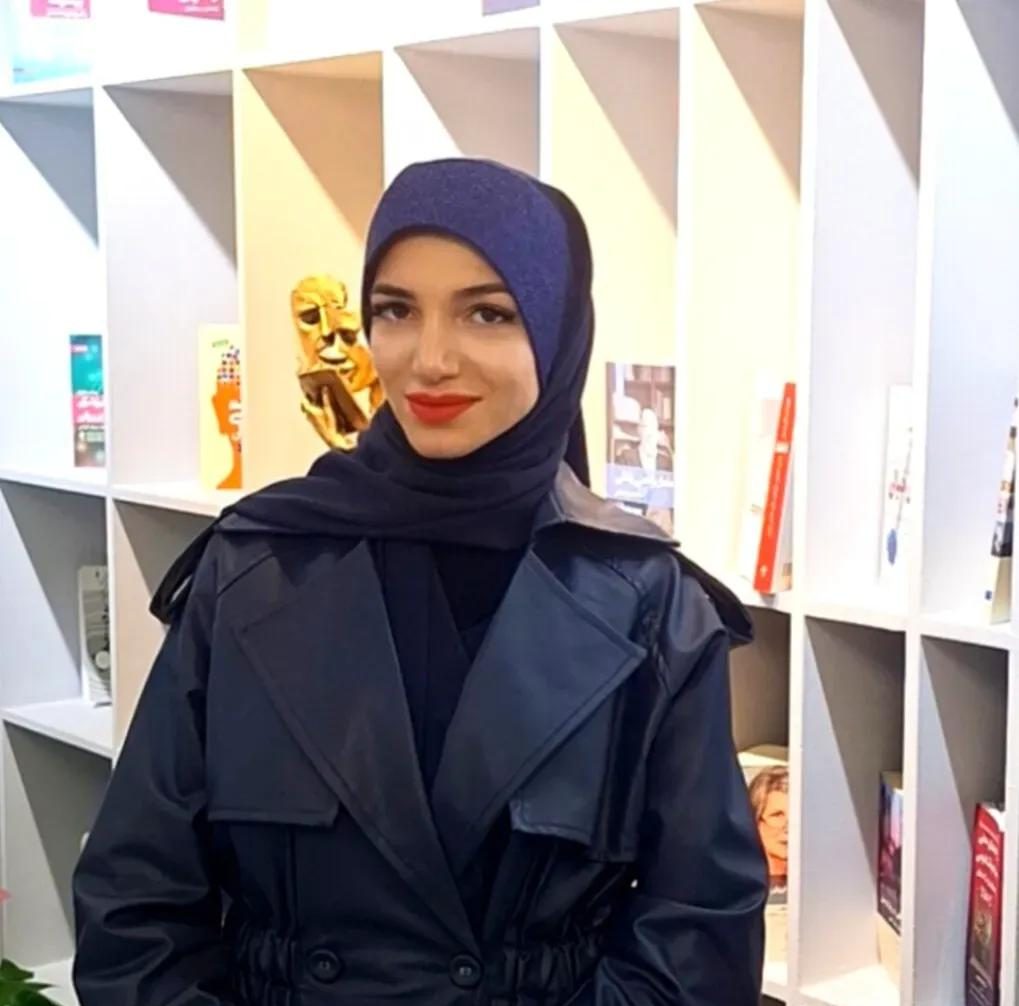 ستایش عین علی